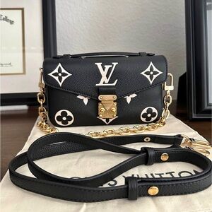 Louis Vuitton Métis West East Bag
